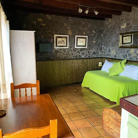 Estudio Rural De Piedra *